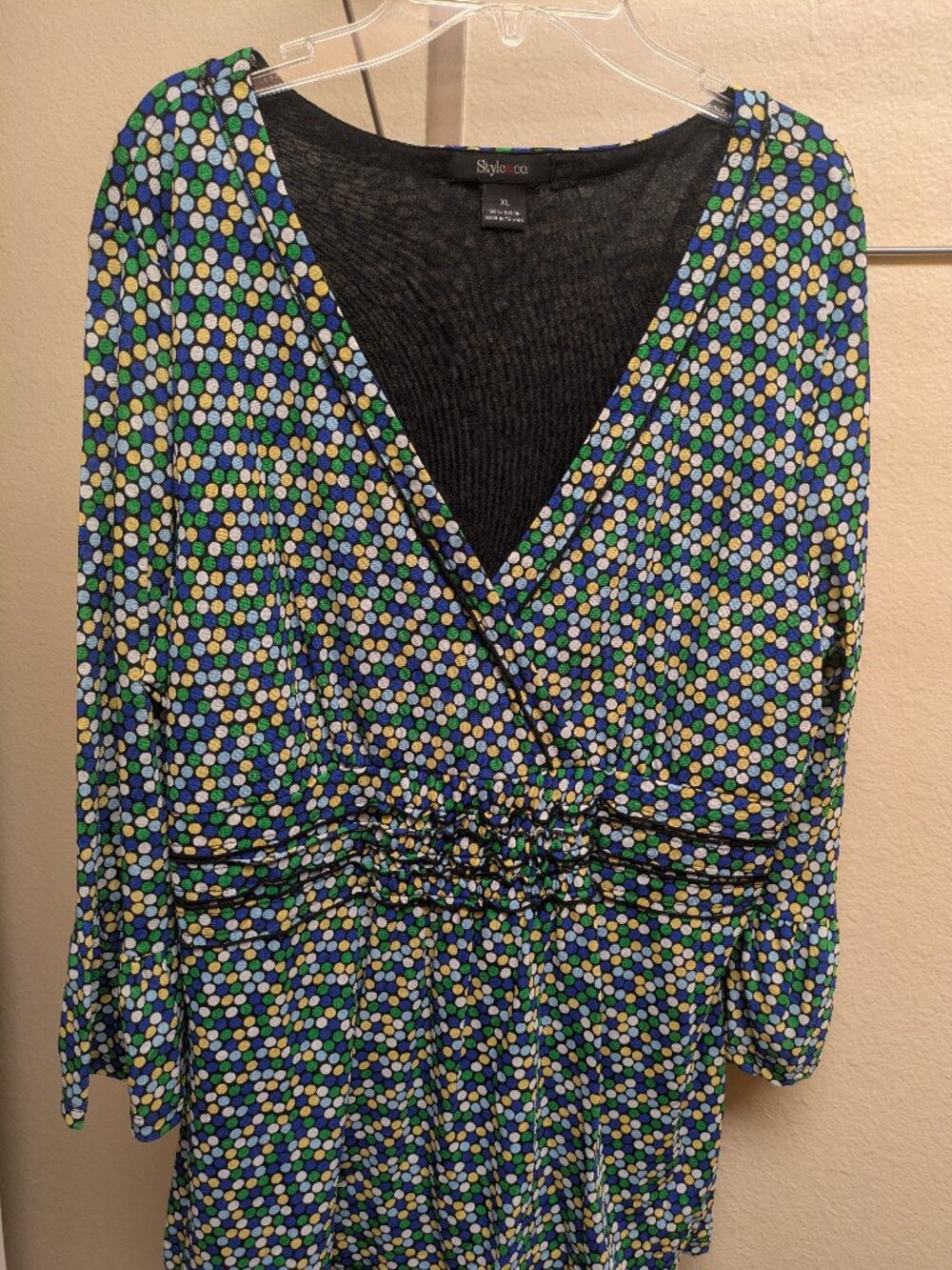 ~NWOT The everyday beautiful blouse!